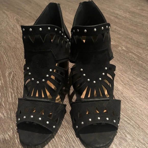 Black suede open toed bootie - Picture 2 of 5